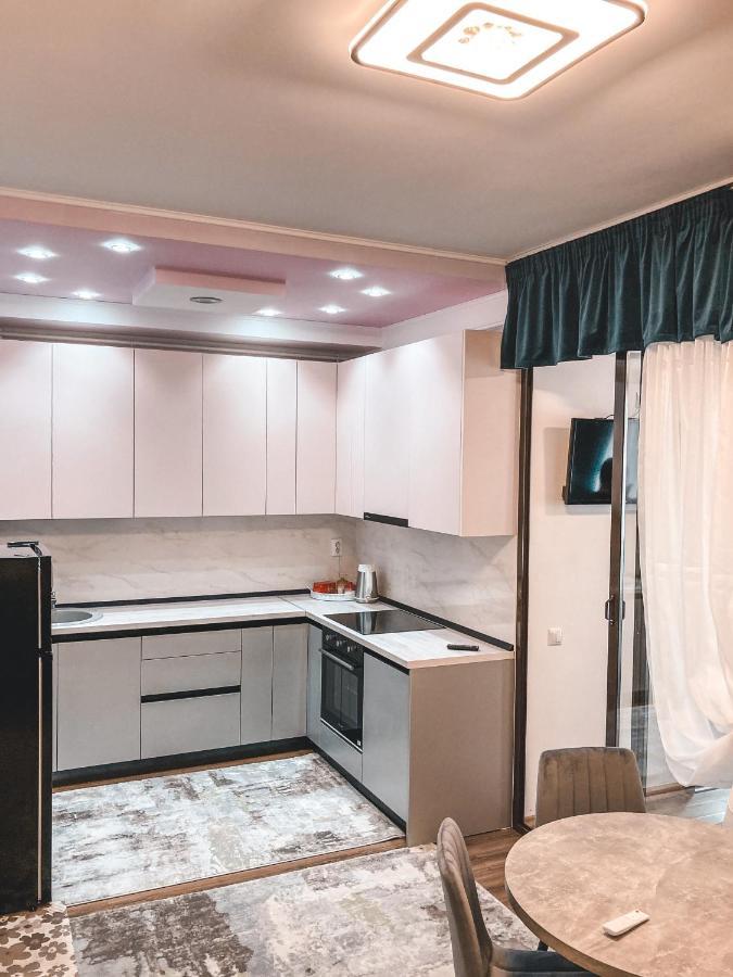 Calea Crangasi Apartment Bukares Bagian luar foto